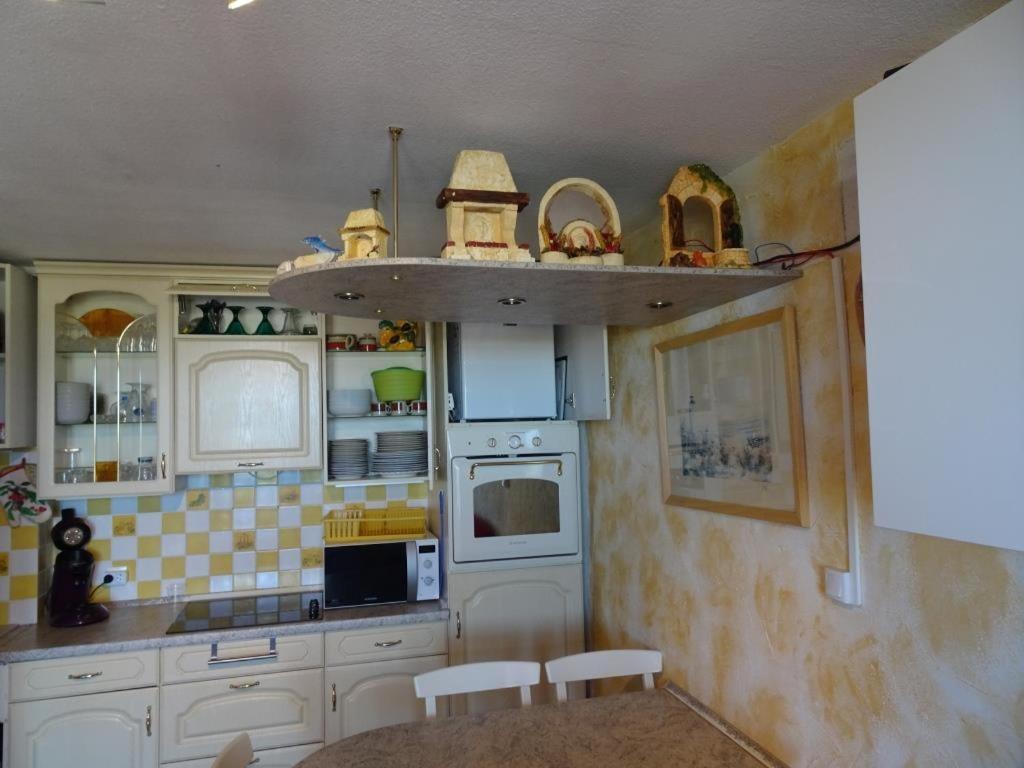 Port F2 Rdc 10 Metres, 25 M2, 5 Personnes Leucate