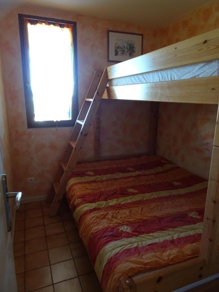 Apartment Port F2 Rdc 10 Metres, 25 M2, 5 Personnes