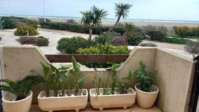 Apartment Port F2 Rdc 10 Metres, 25 M2, 5 Personnes *